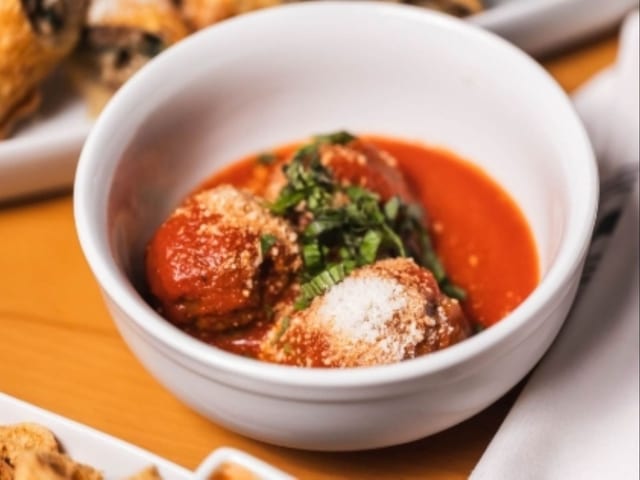 Ma The Meatballs.