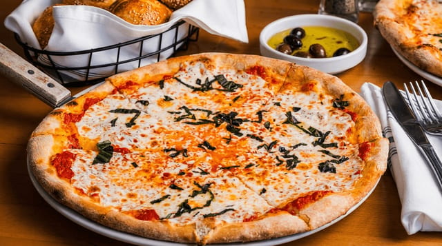 Margherita Pizza.